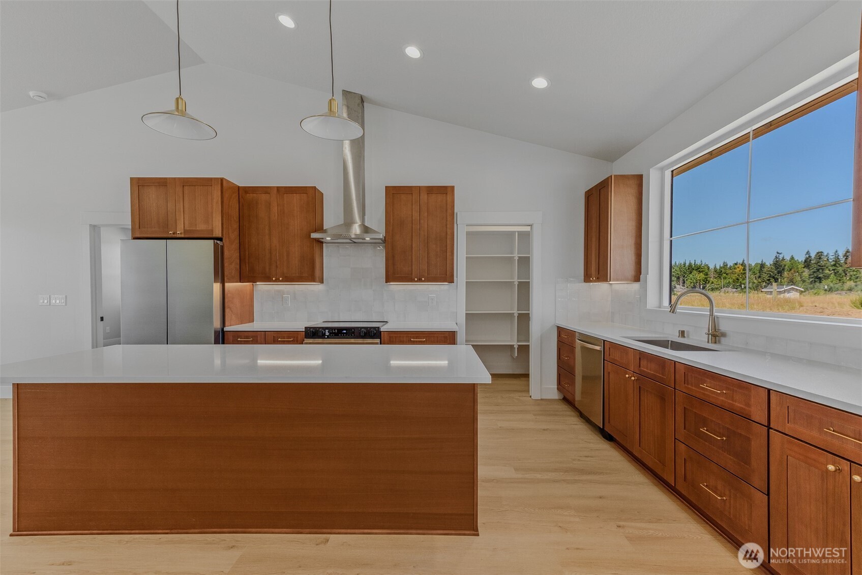 457 Antrim Road Property Photo 9