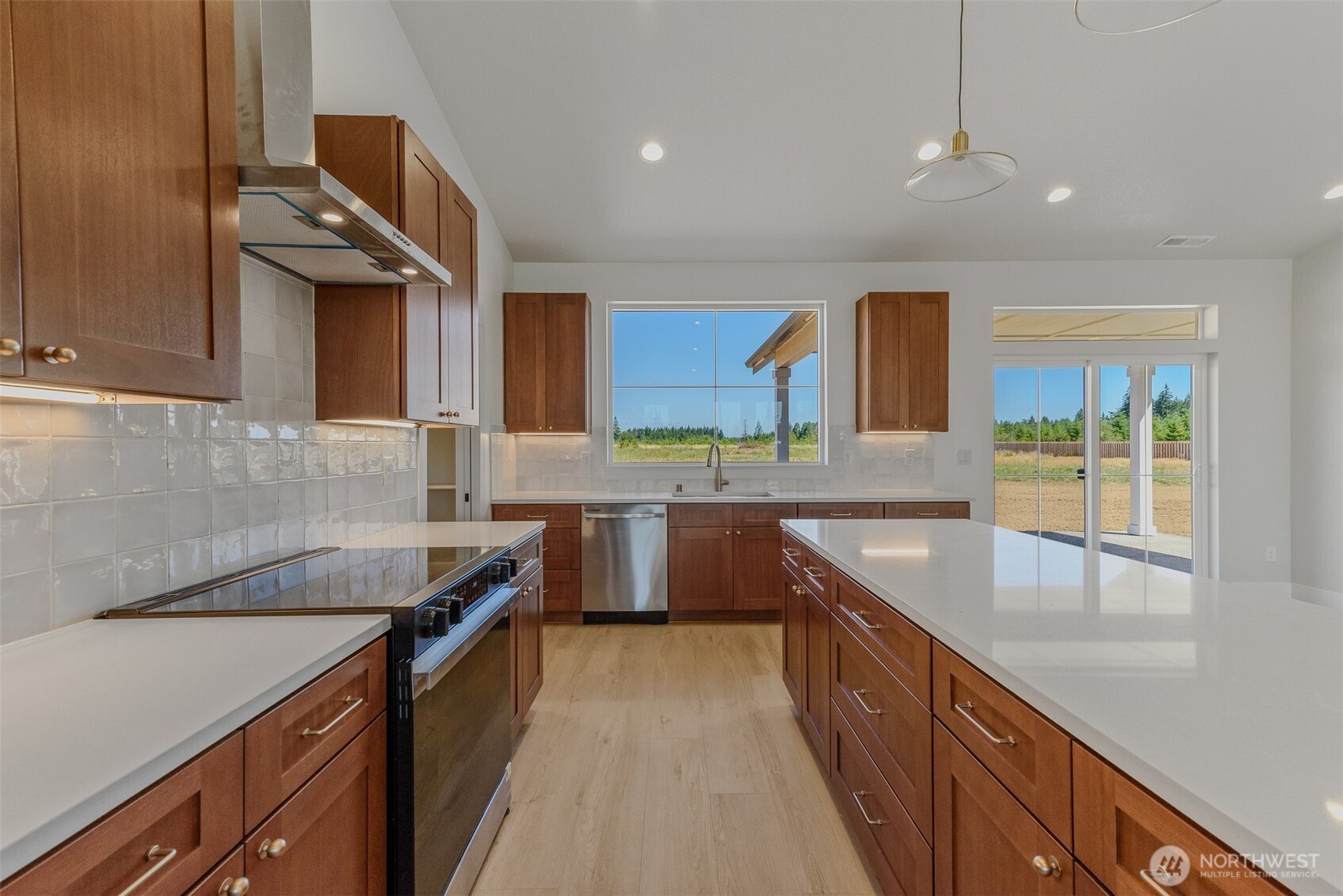 457 Antrim Road Property Photo 10