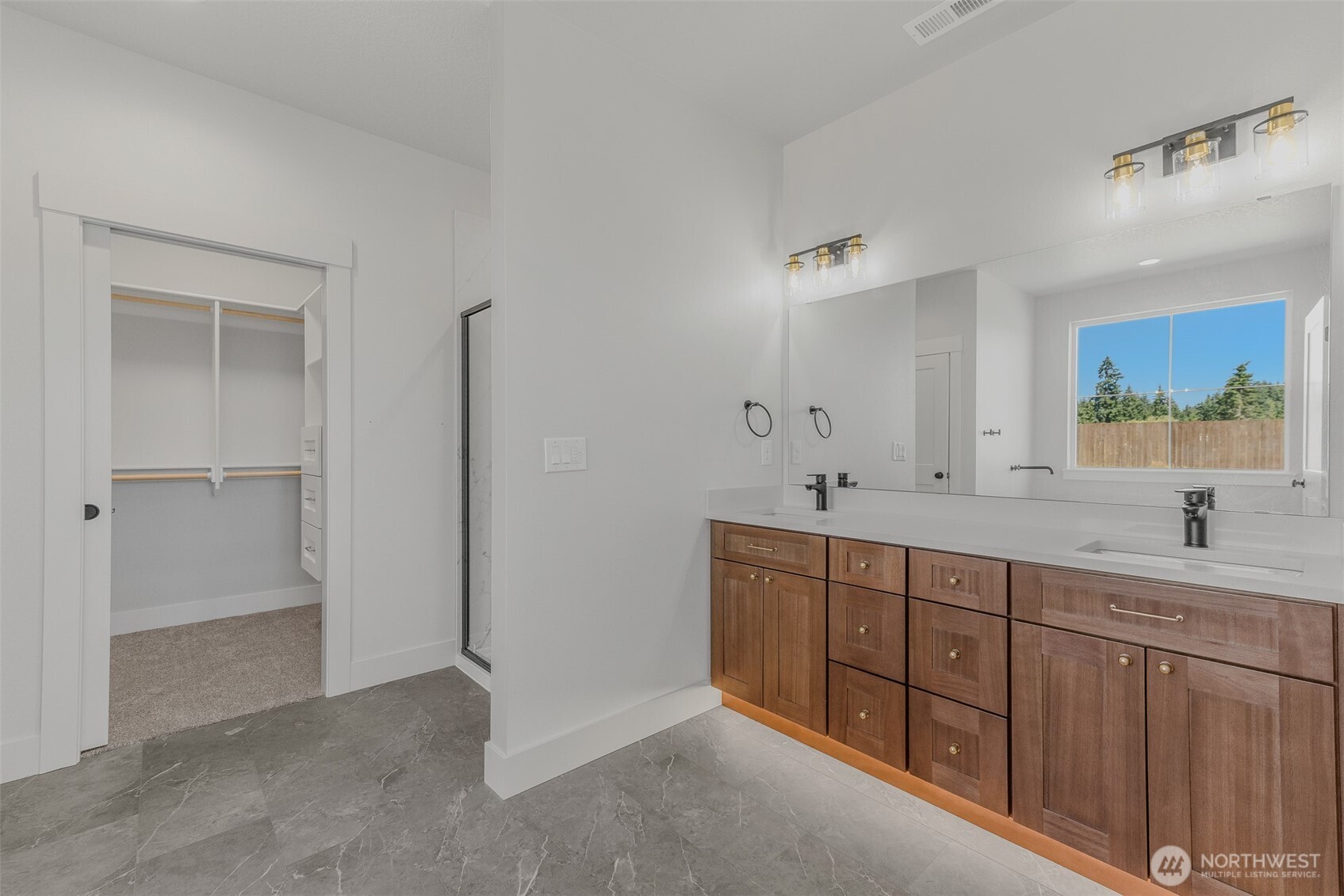 457 Antrim Road Property Photo 16