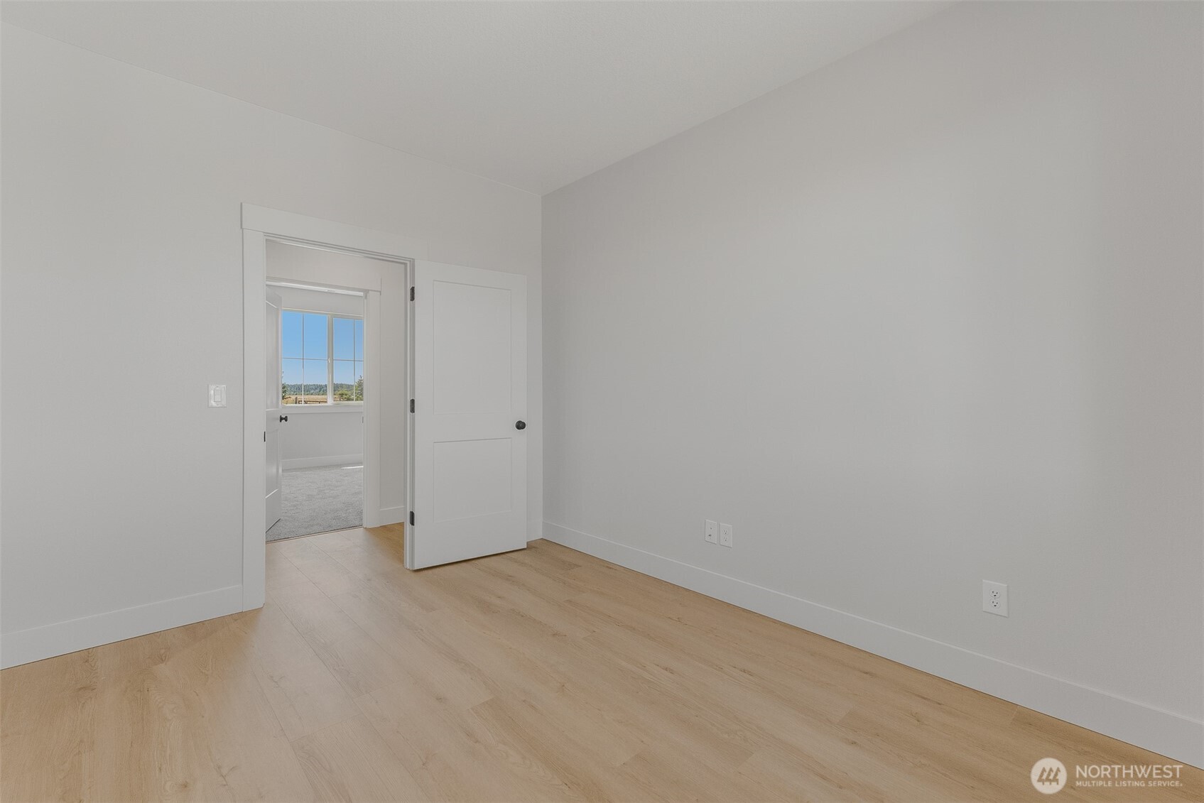 457 Antrim Road Property Photo 23