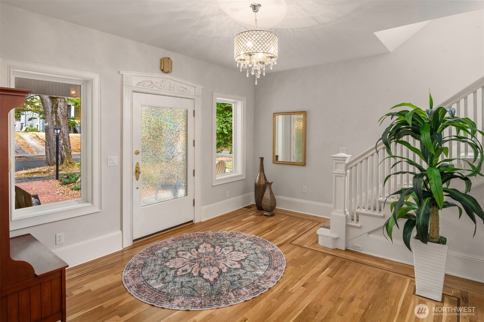 822 W Fulton Street Property Photo 7