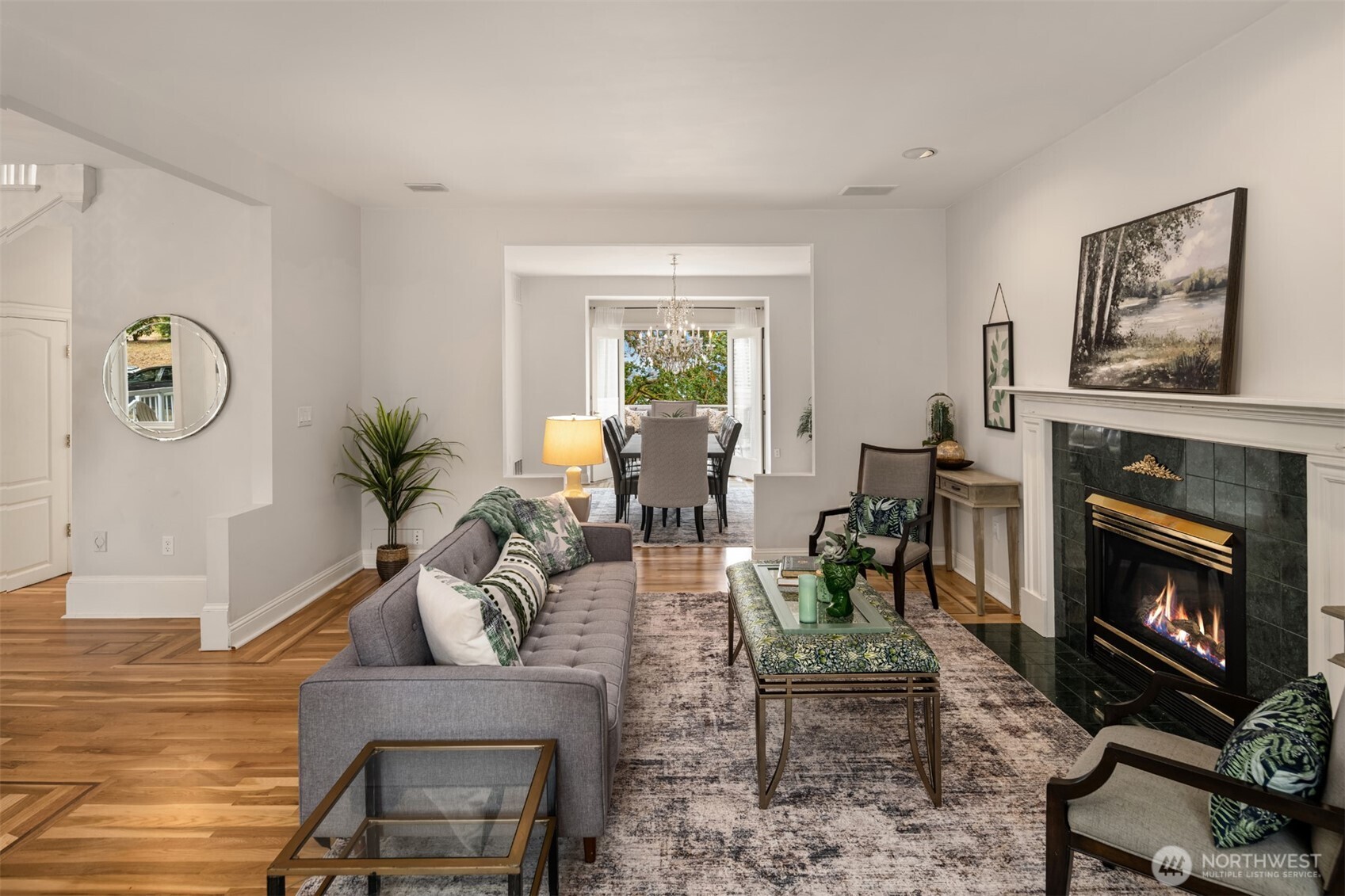822 W Fulton Street Property Photo 10