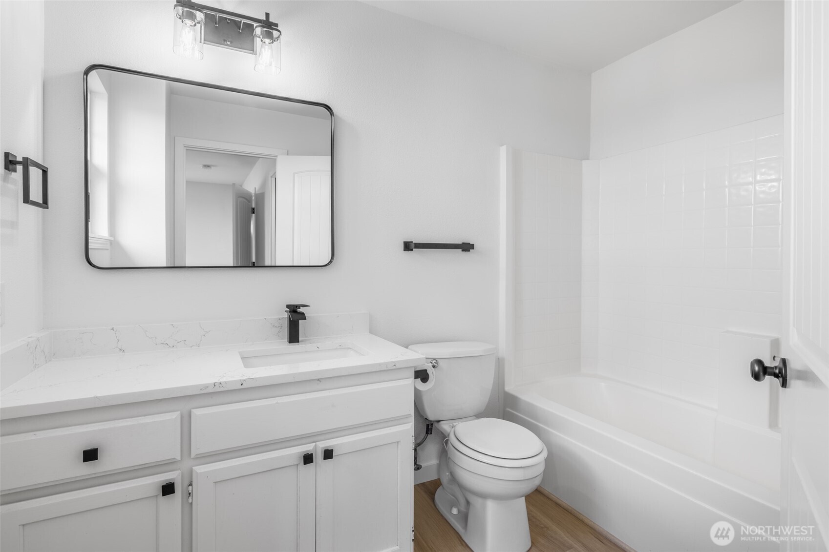 1502 198th Street Property Photo 15