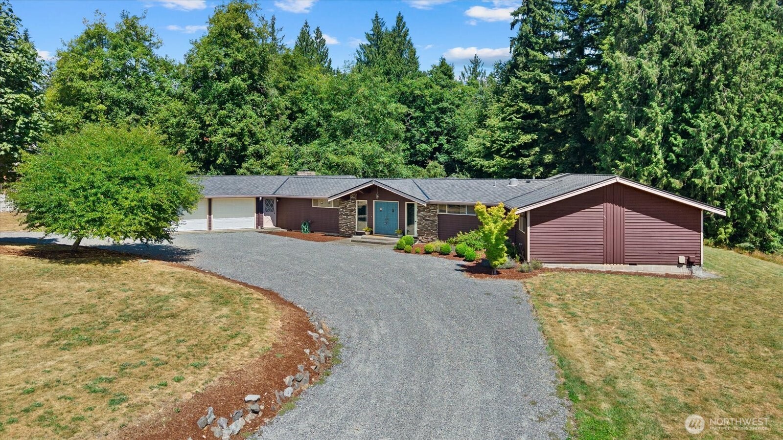 3209 102nd Avenue Property Photo 2
