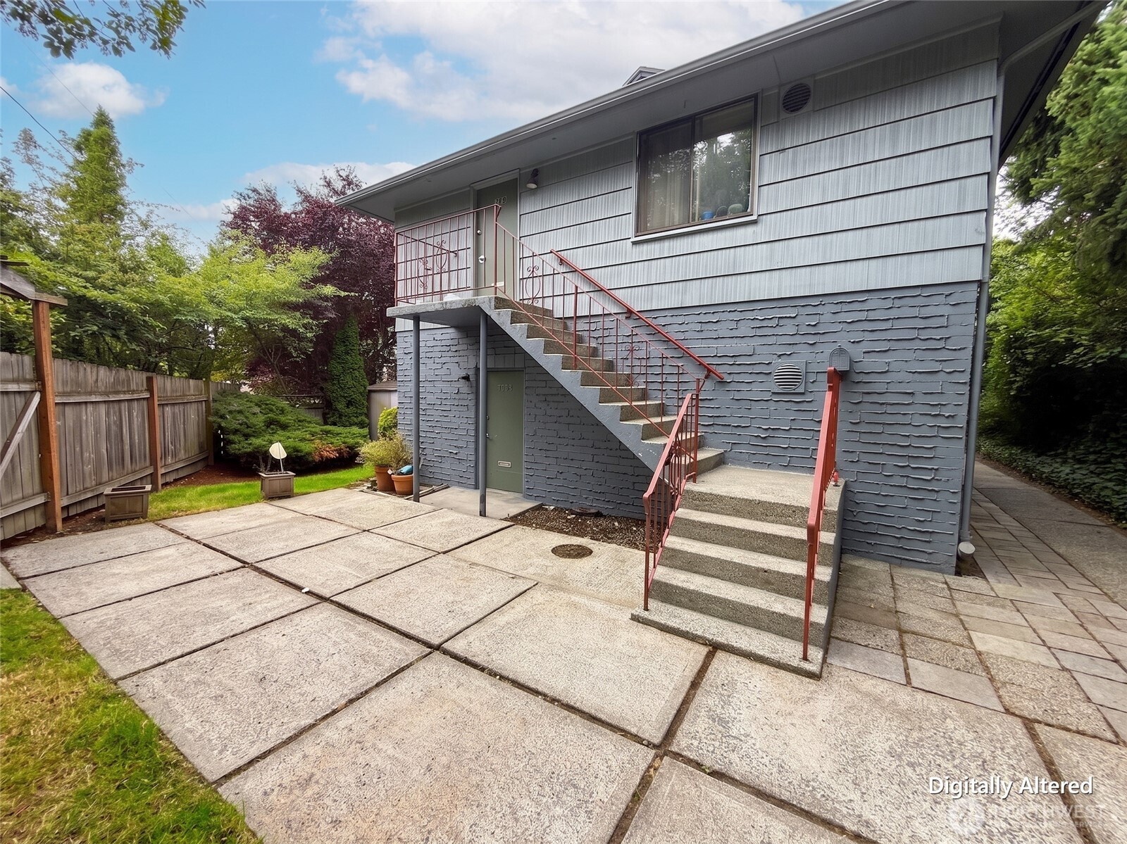 4711 Sand Point Way Property Photo 3