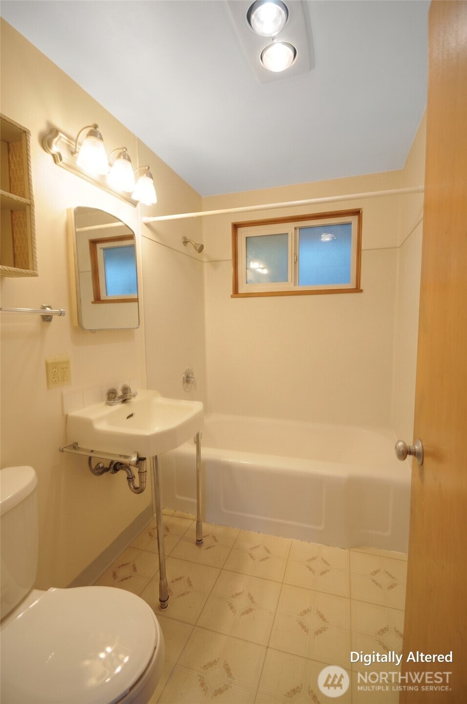 4711 Sand Point Way Property Photo 39