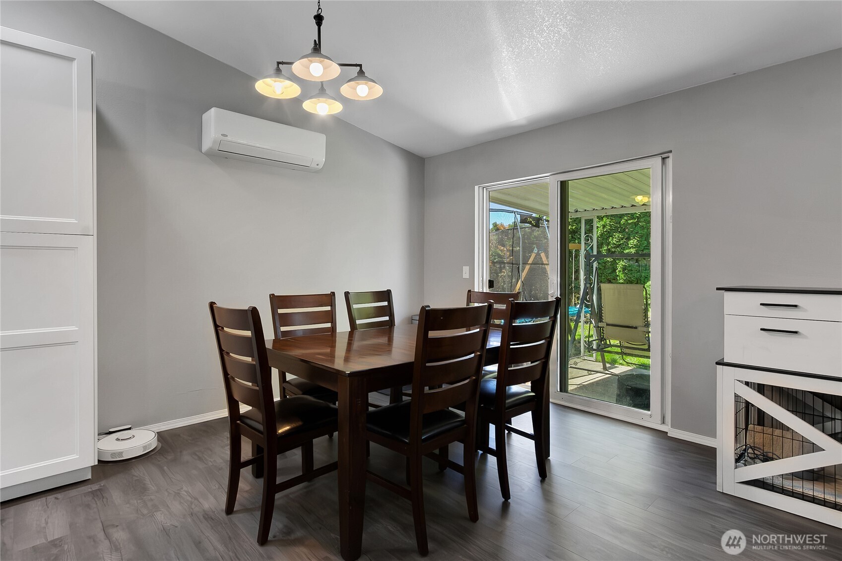 128 Glacier Avenue Property Photo 7