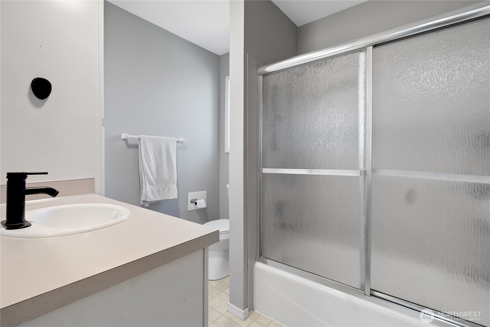 128 Glacier Avenue Property Photo 13