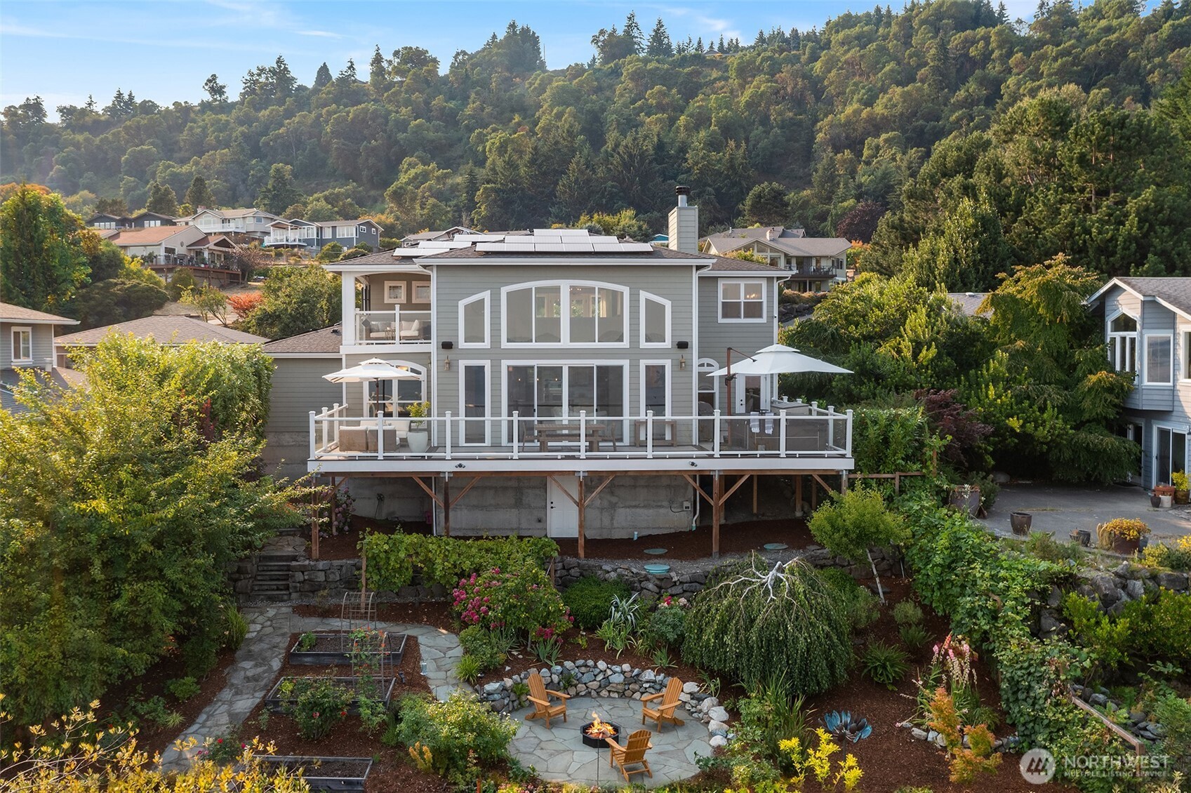 25764 Gold Beach Drive Property Photo 13