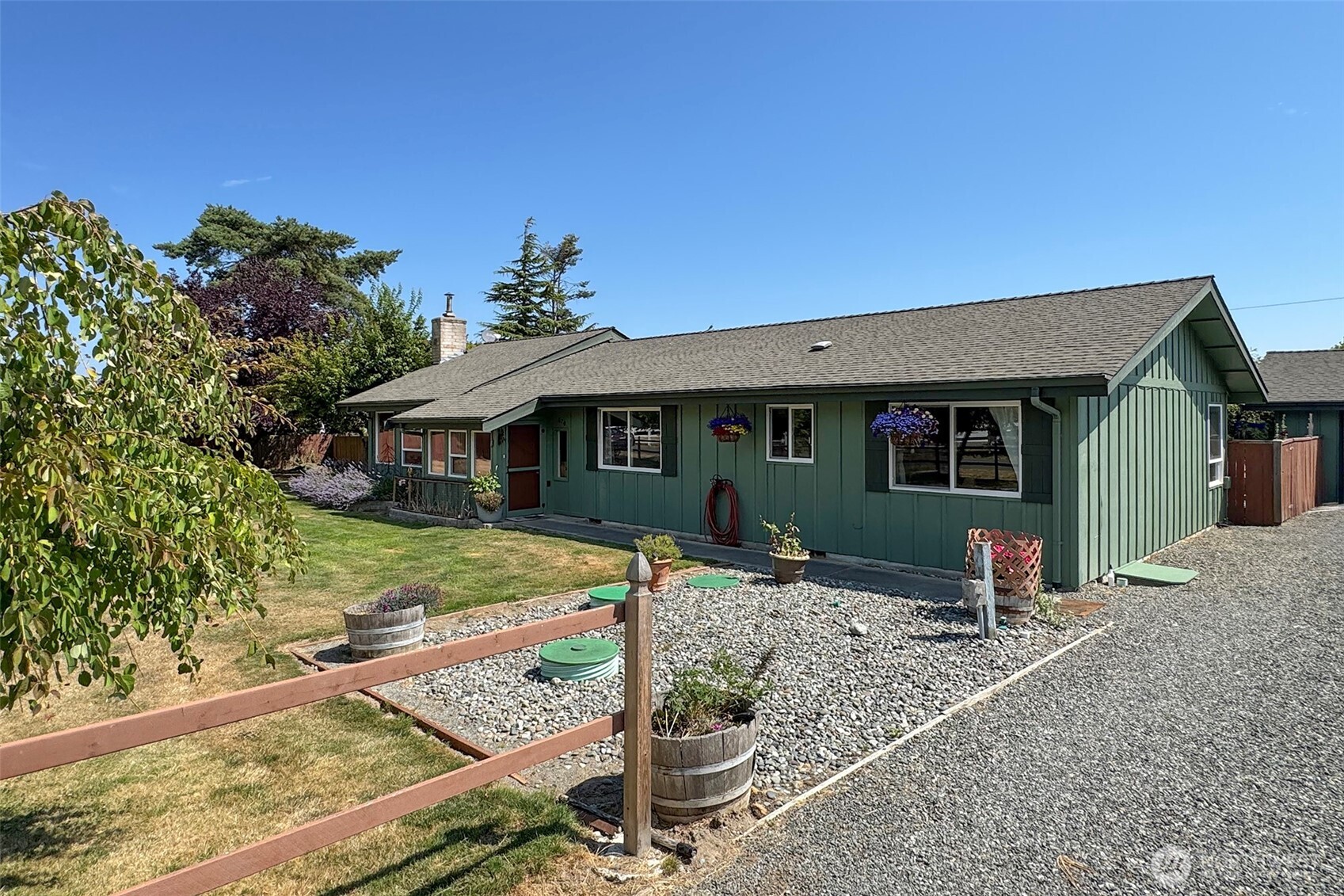 870 Thorton Drive Property Photo 39