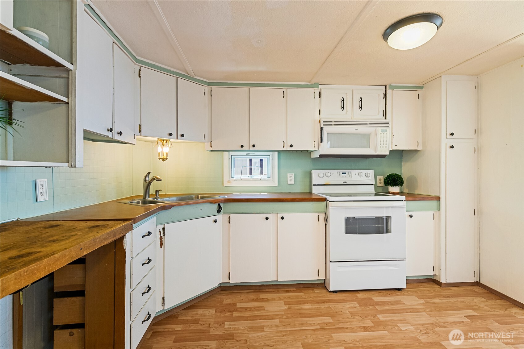 8080 Harborview 167 Property Photo 14
