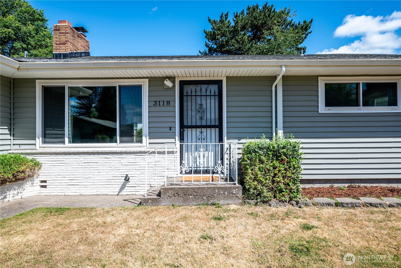 3118 Maple Street Property Photo 2