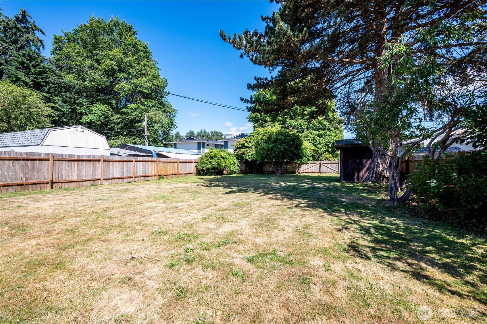 3118 Maple Street Property Photo 25