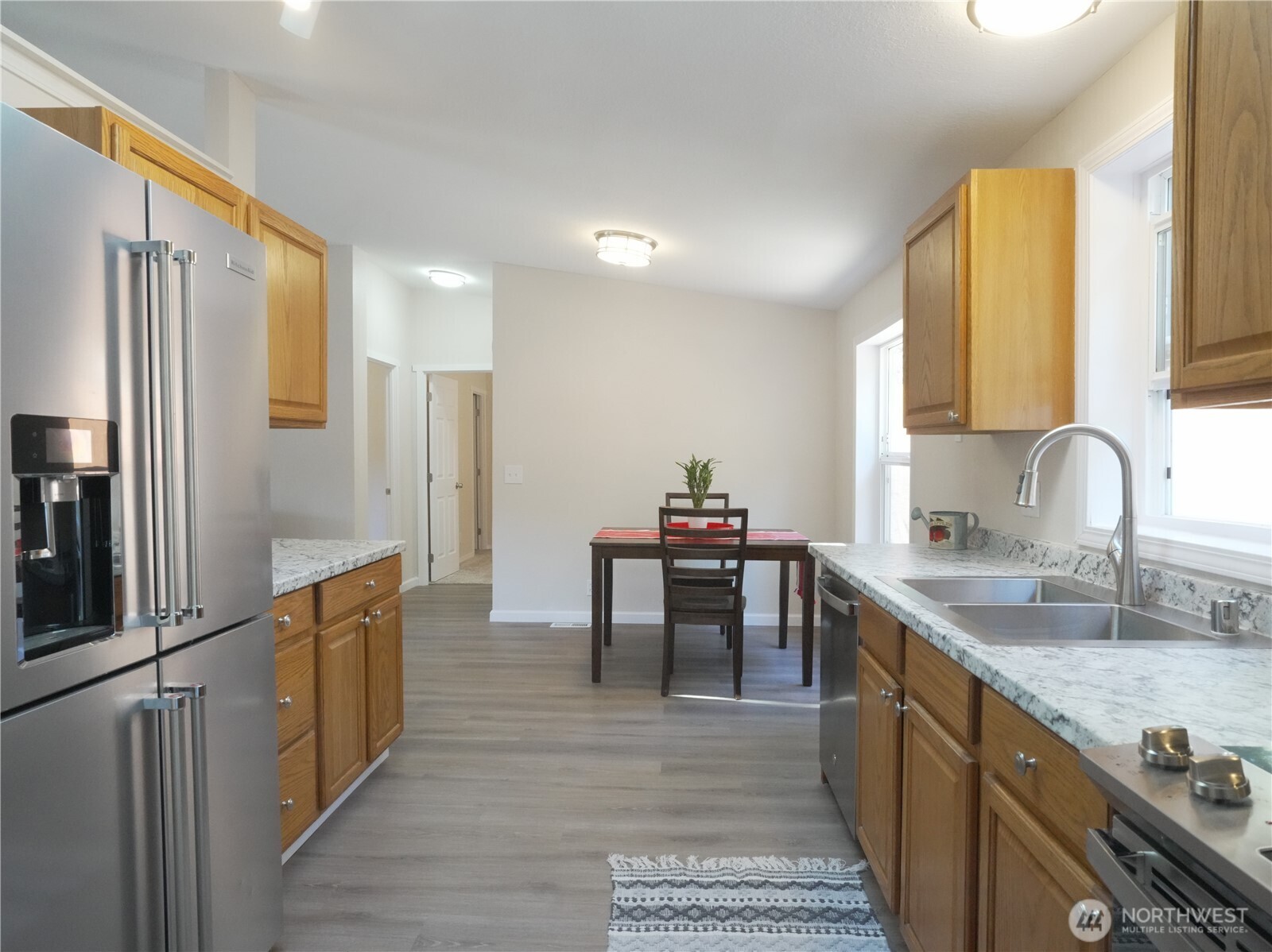 160 E Clonakilty Drive Property Photo 11