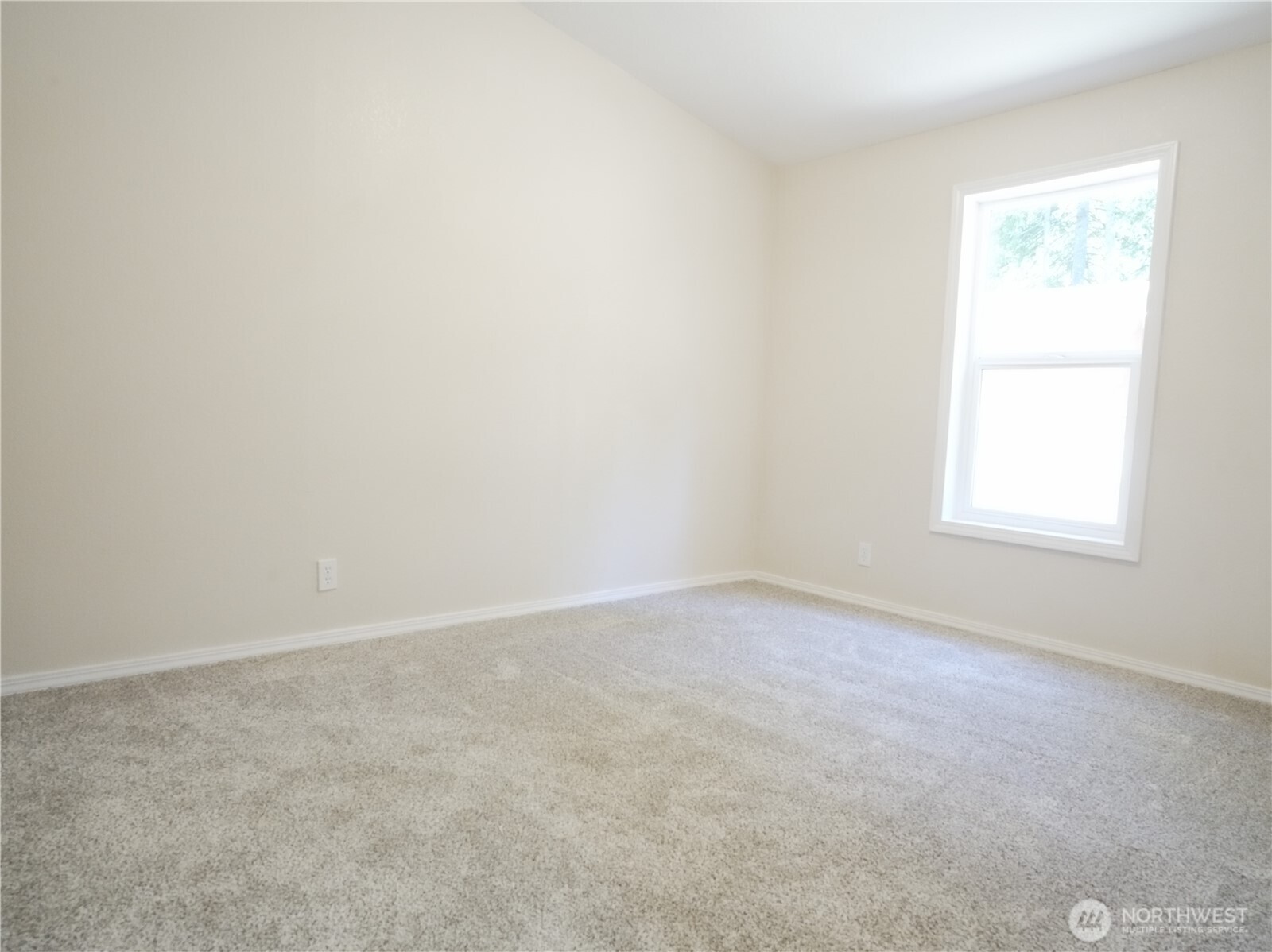 160 E Clonakilty Drive Property Photo 17
