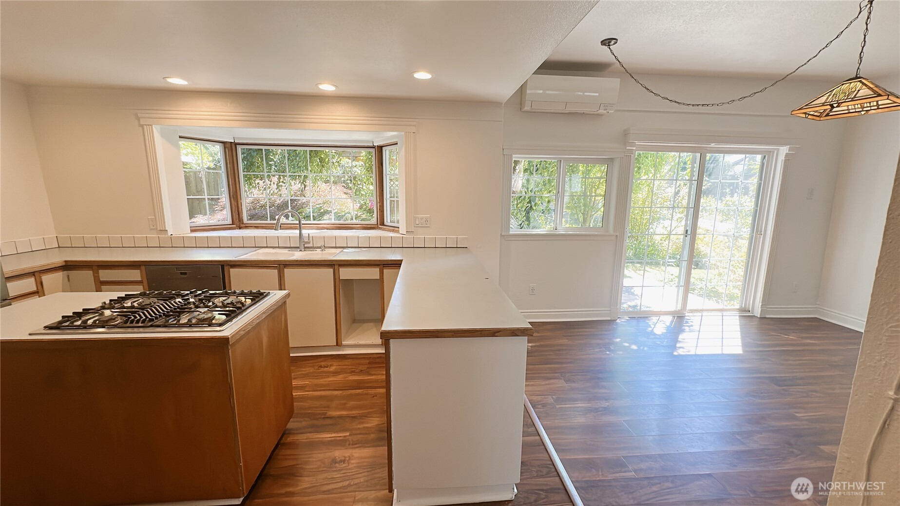 1470 Grant Street Property Photo 6