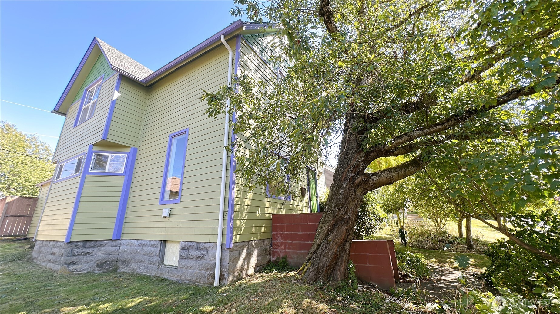 1470 Grant Street Property Photo 34