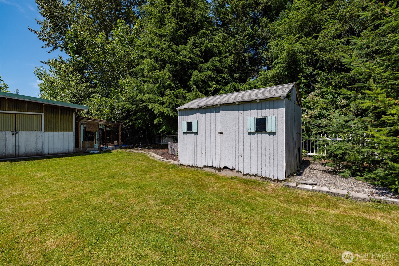 24499 E State Street Property Photo 37