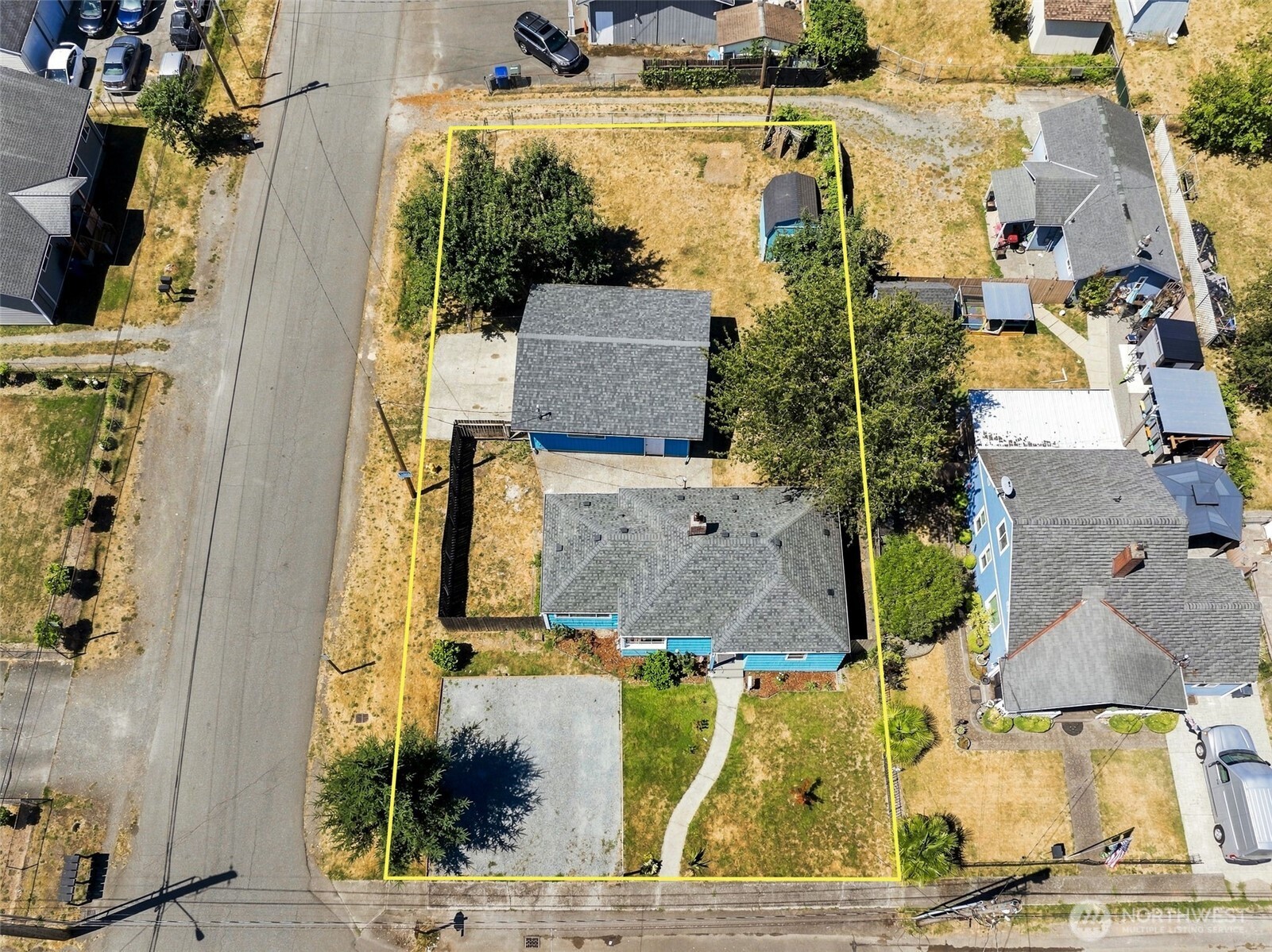 17053 35th Avenue Property Photo 4