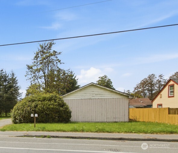 521 & 523 Boulevard Road Property Photo 6