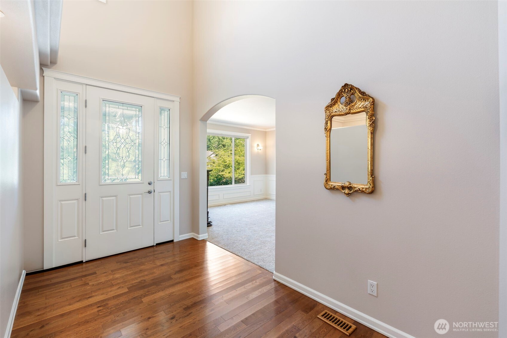 8749 82nd Lane Property Photo 4