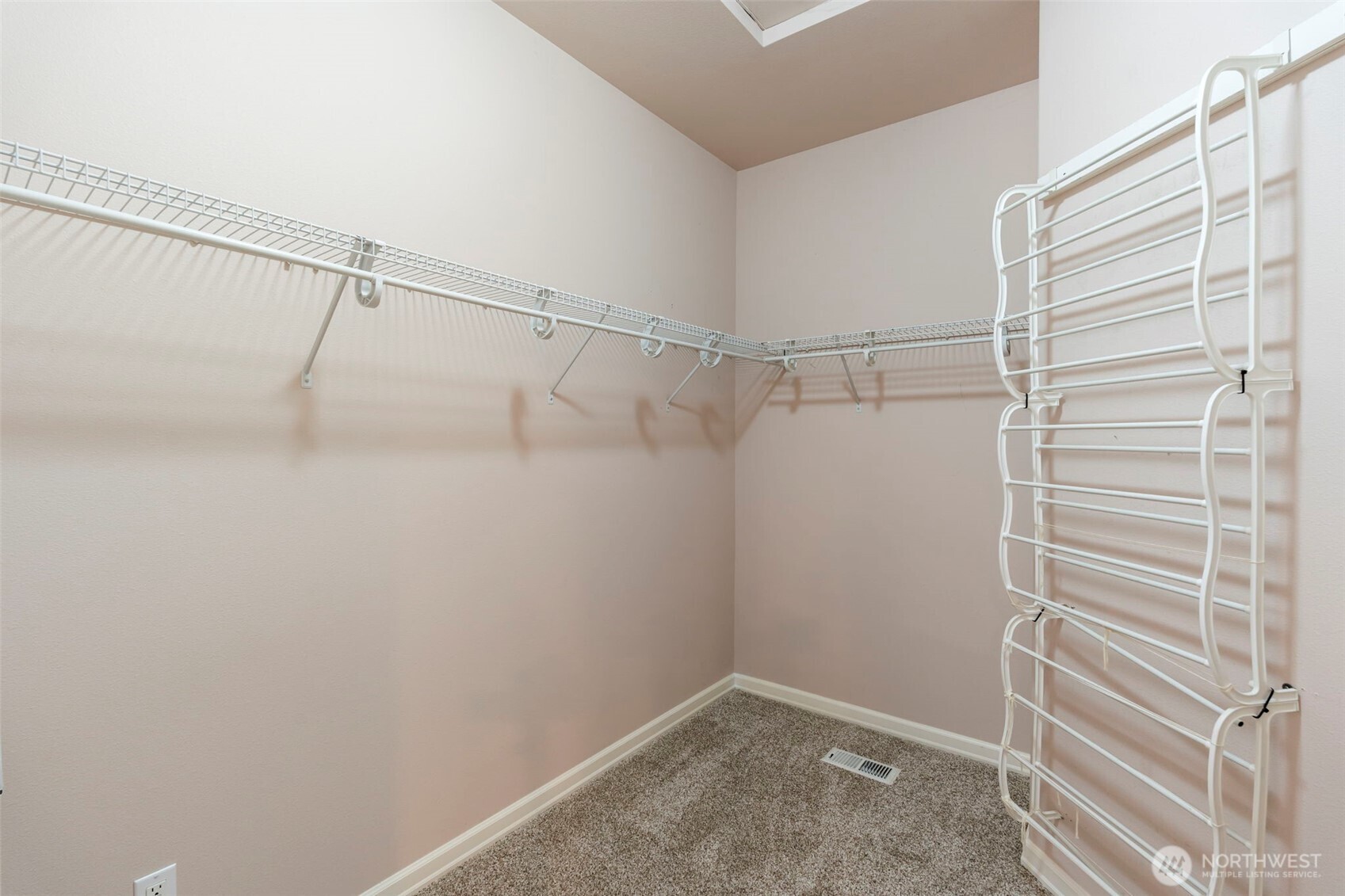 8749 82nd Lane Property Photo 14