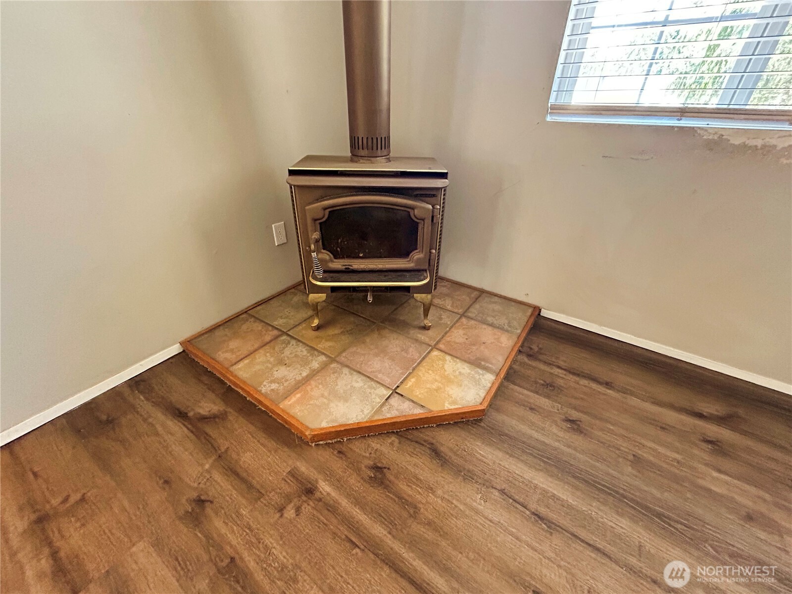 25322 39th Avenue Property Photo 7