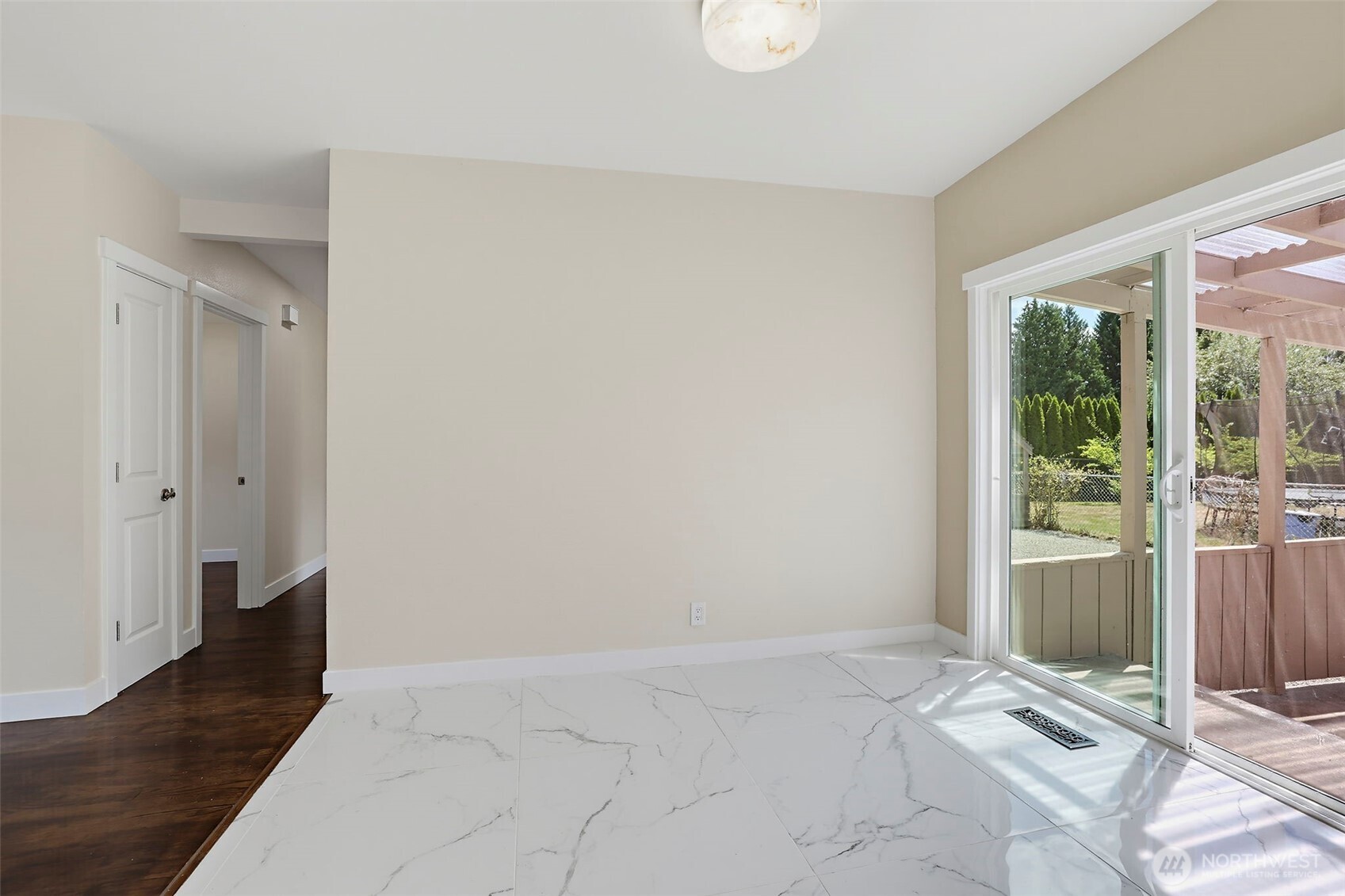 18625 Se 213th Street Property Photo 12