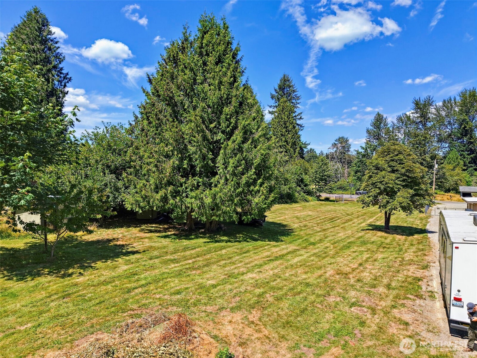 186 Se 213th Street Property Photo 4