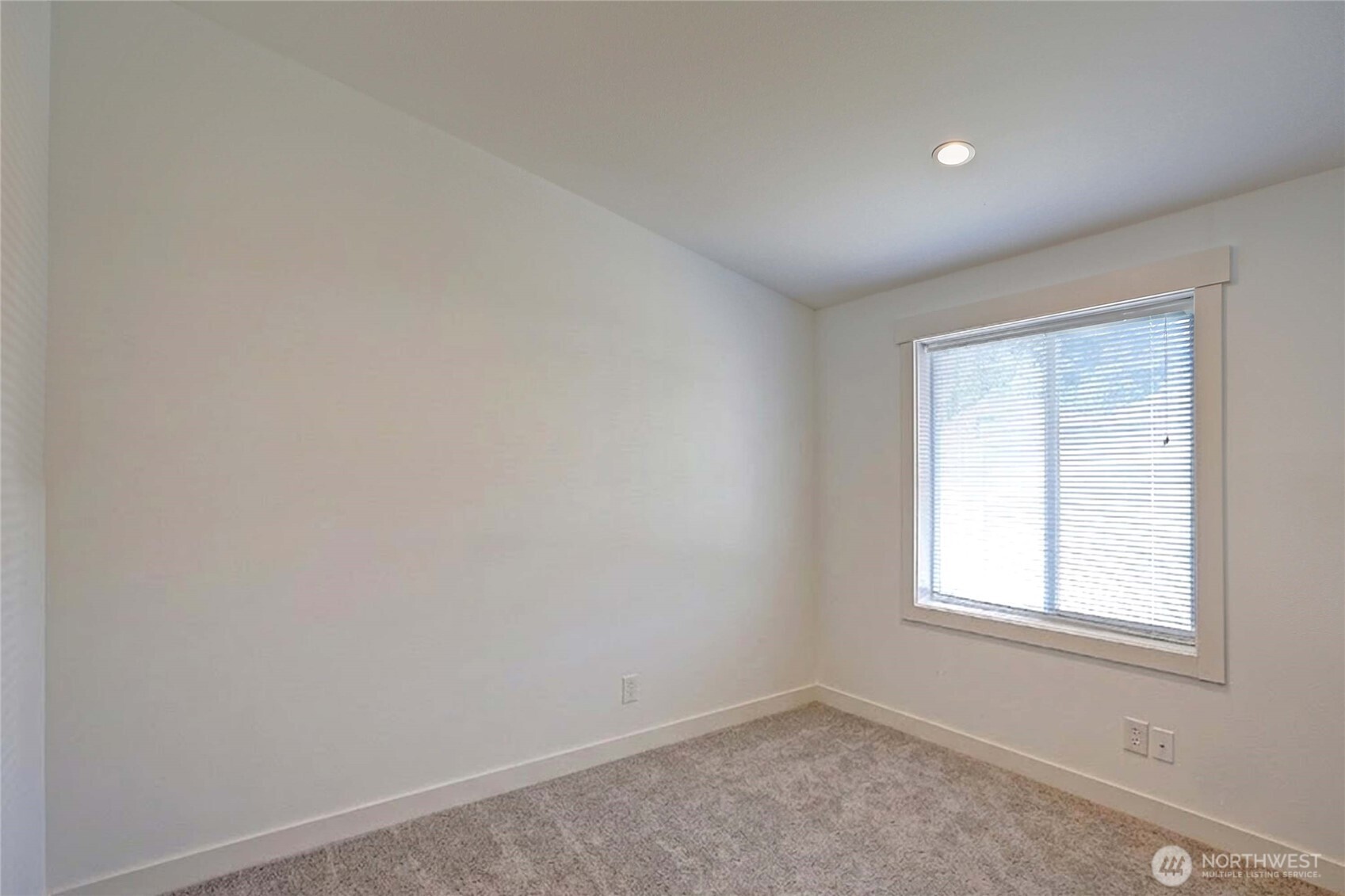 5900 Ne 64th Street 141 Property Photo 15