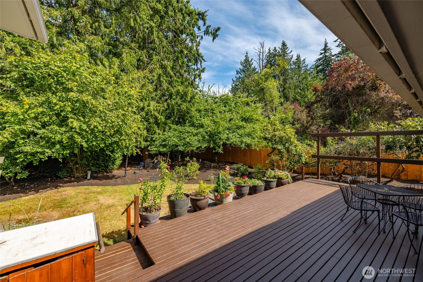 300 Claremont Place Property Photo 33