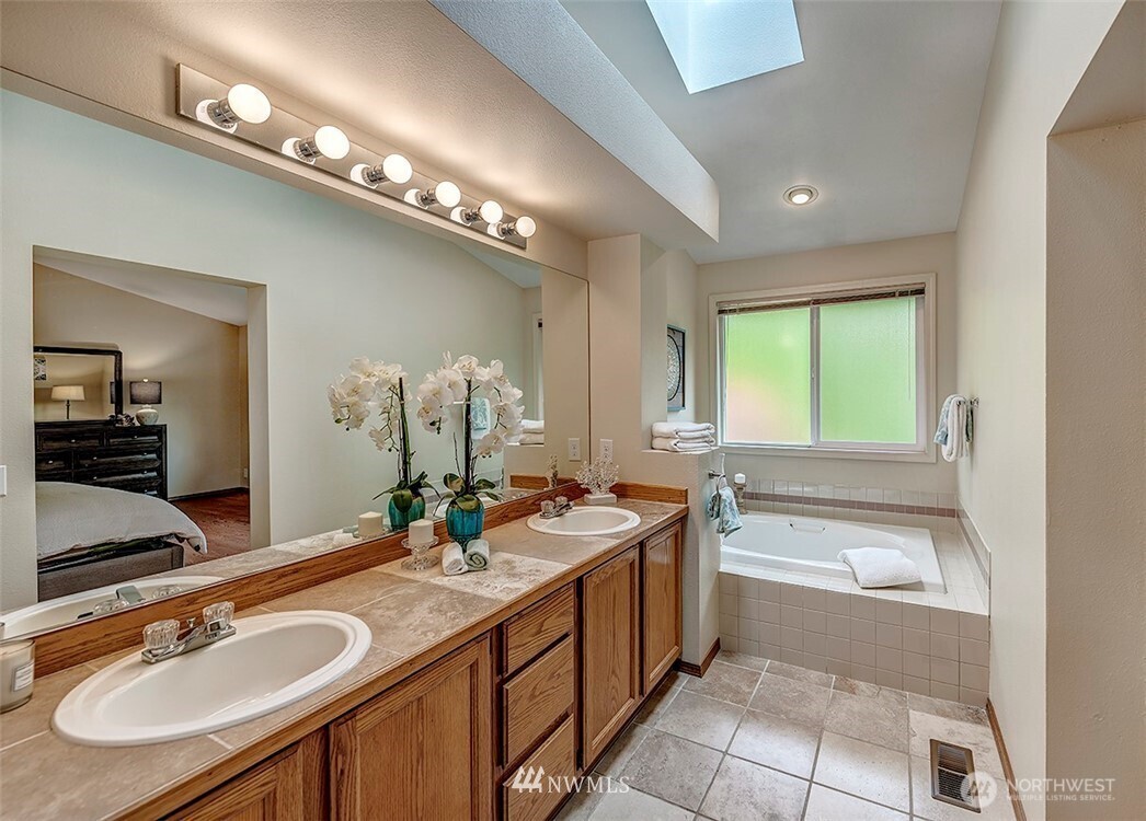 9132 Ne 151st Street Property Photo 15
