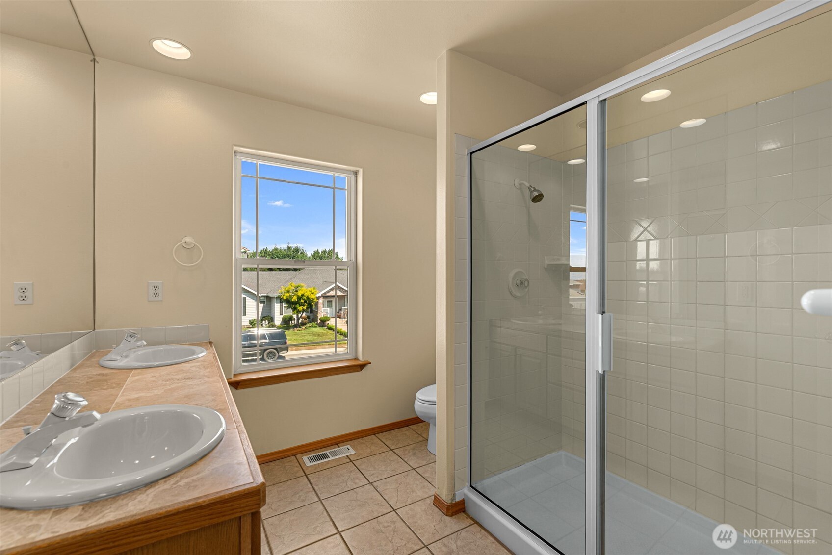 2208 Ashley Brooke Property Photo 21