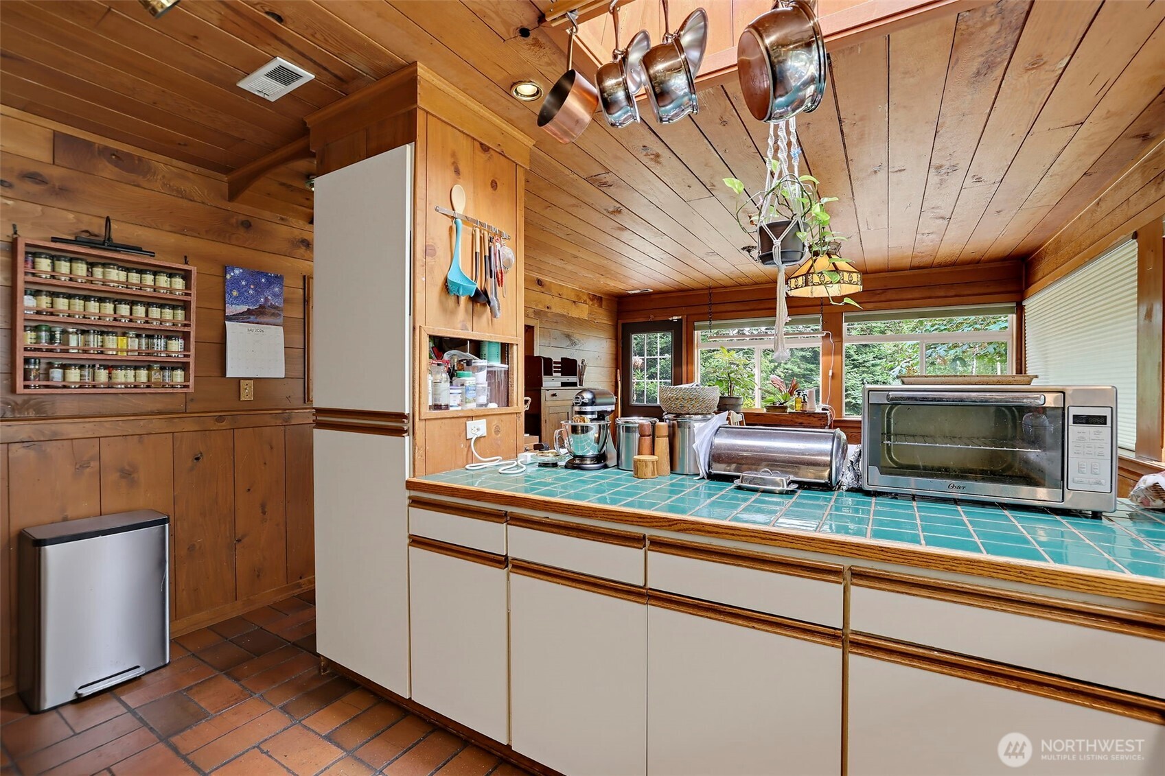 24901 Roberts Drive Property Photo 11