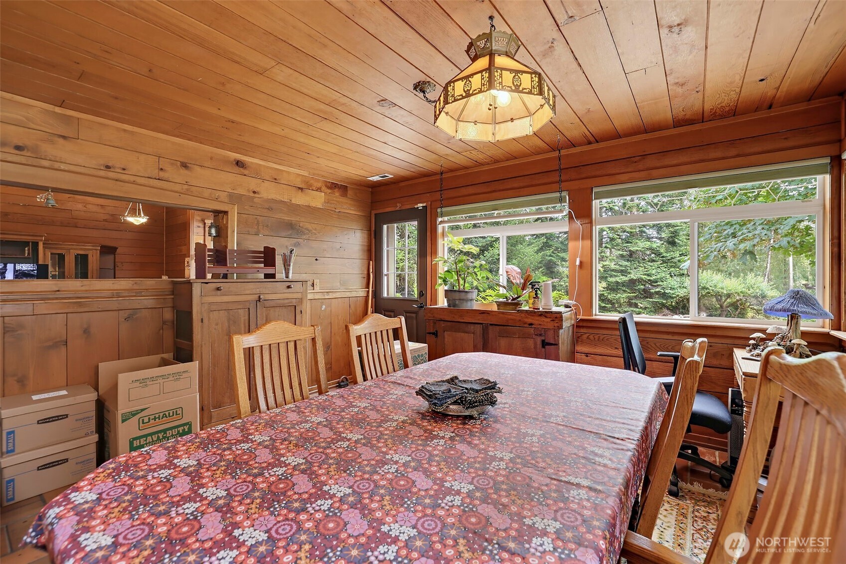 24901 Roberts Drive Property Photo 14