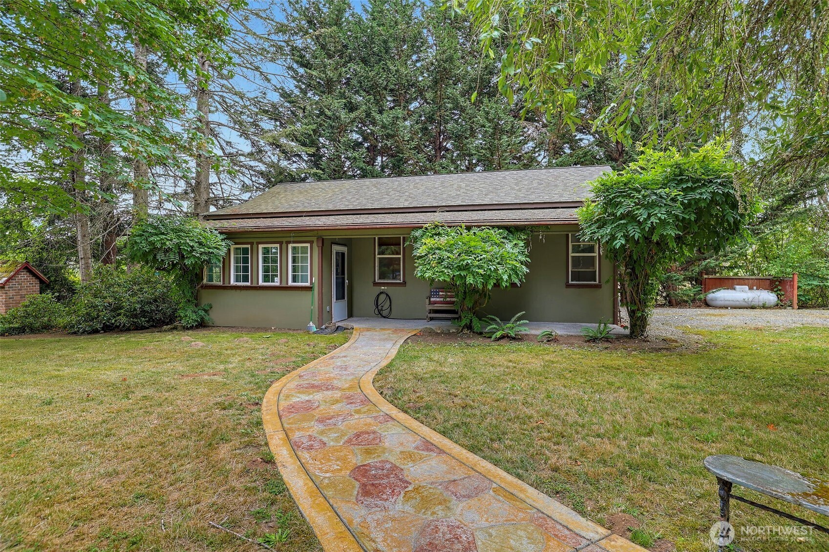 24901 Roberts Drive Property Photo 22