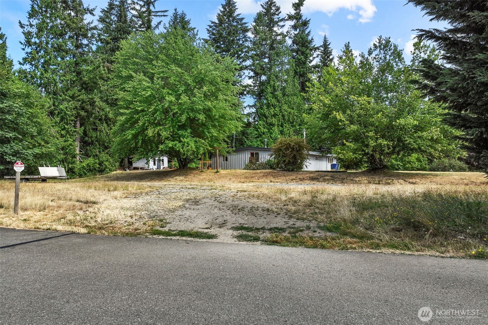 1215 244th Avenue Property Photo 10