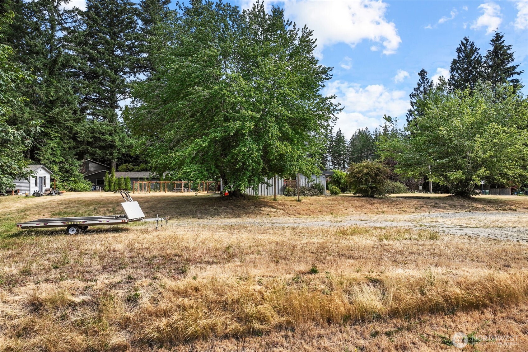 1215 244th Avenue Property Photo 12