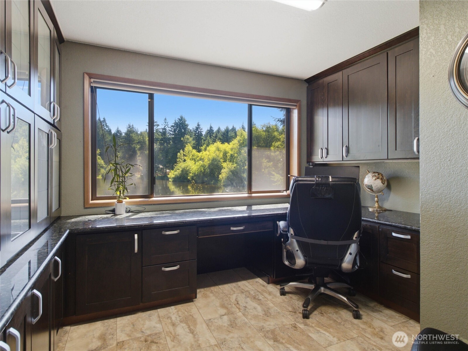 8024 Tanwax Drive Property Photo 21