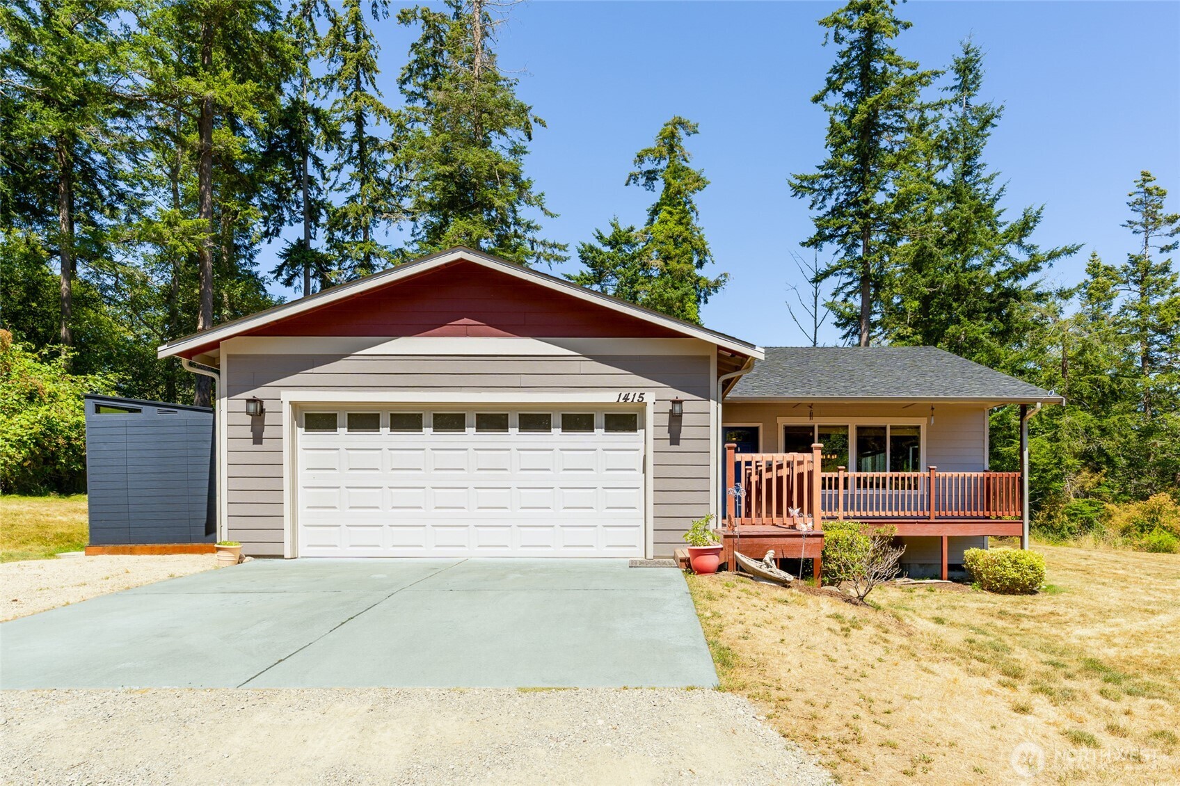 1415 Highland Drive Property Photo 4