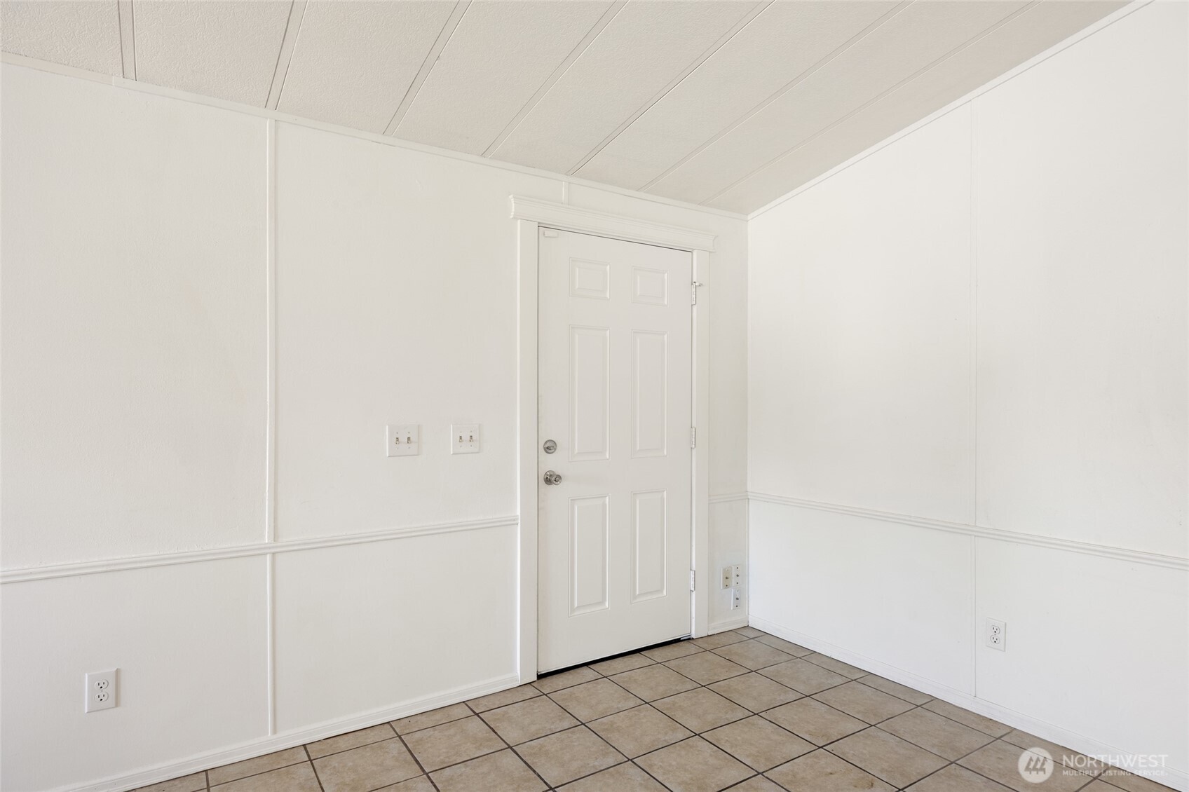 614 S Andes Road Property Photo 7