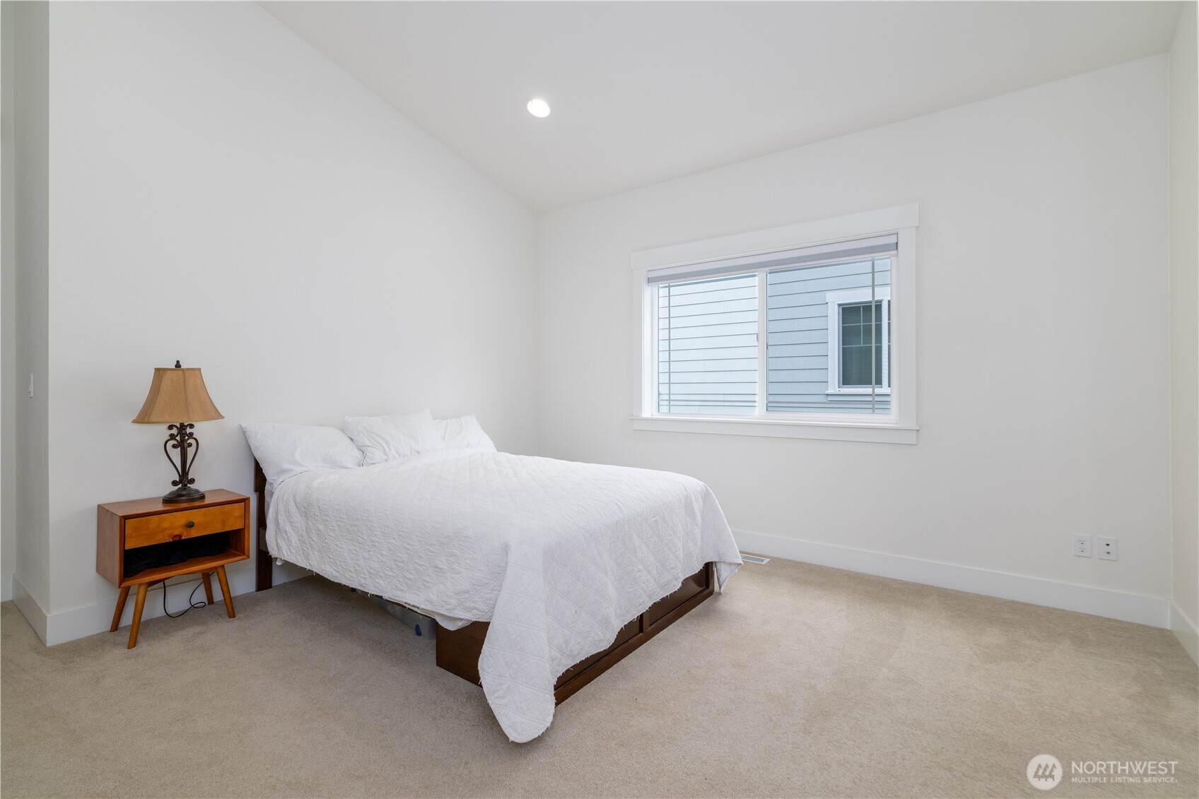 40 E Cedarland Lane Property Photo 14