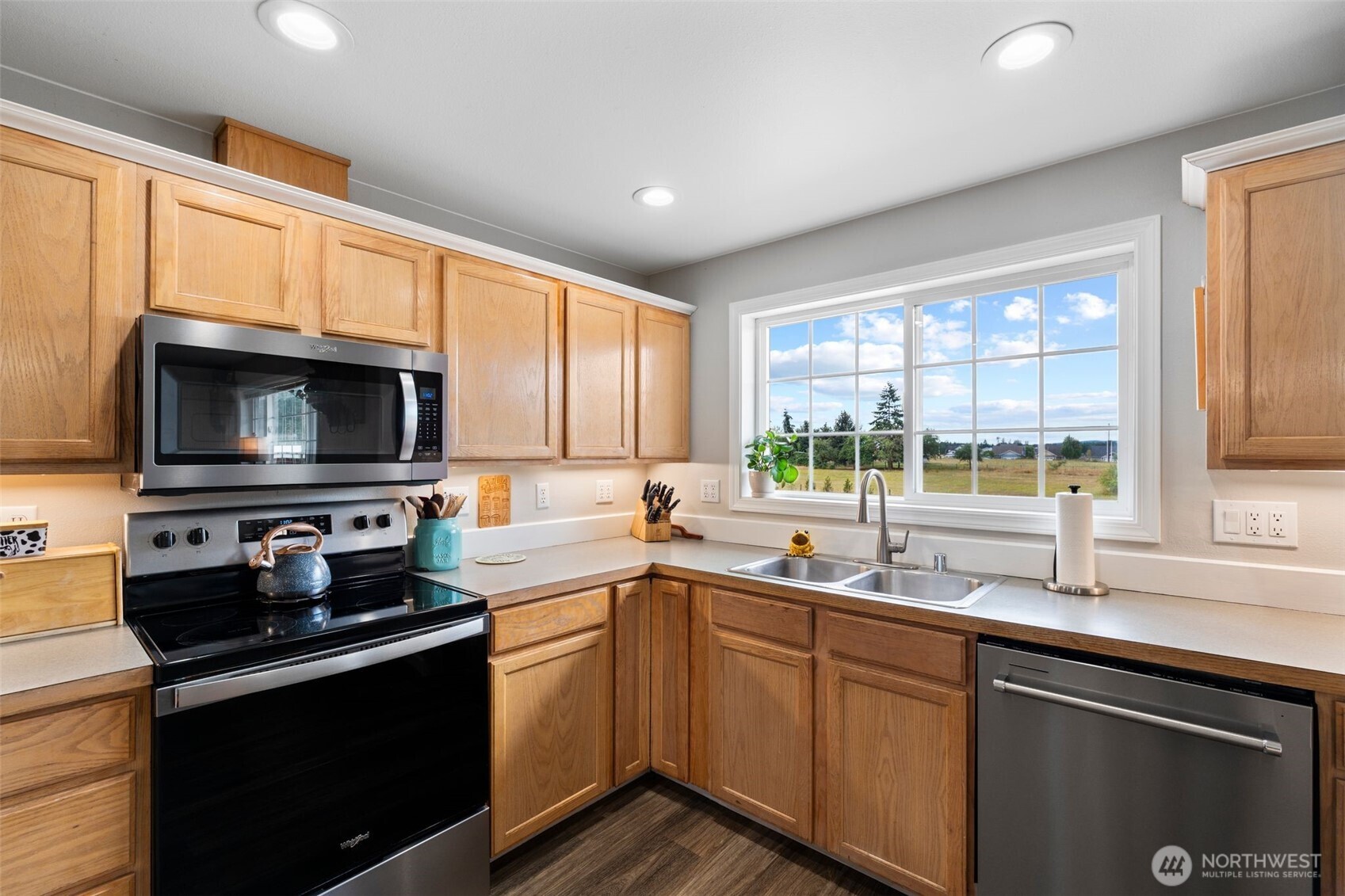 120 Kakela Road Property Photo 4