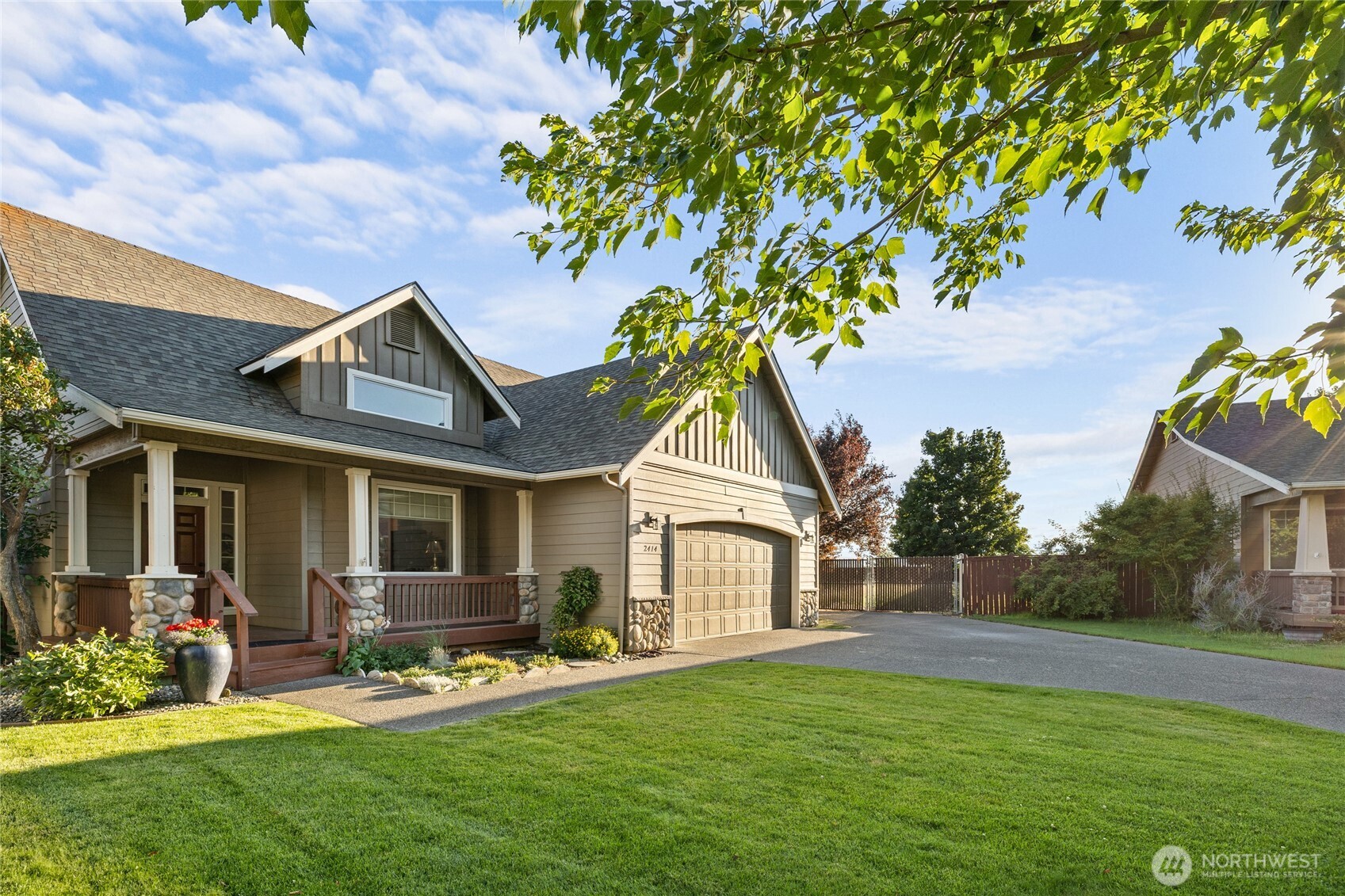 2414 Wheaton Court Property Photo 4