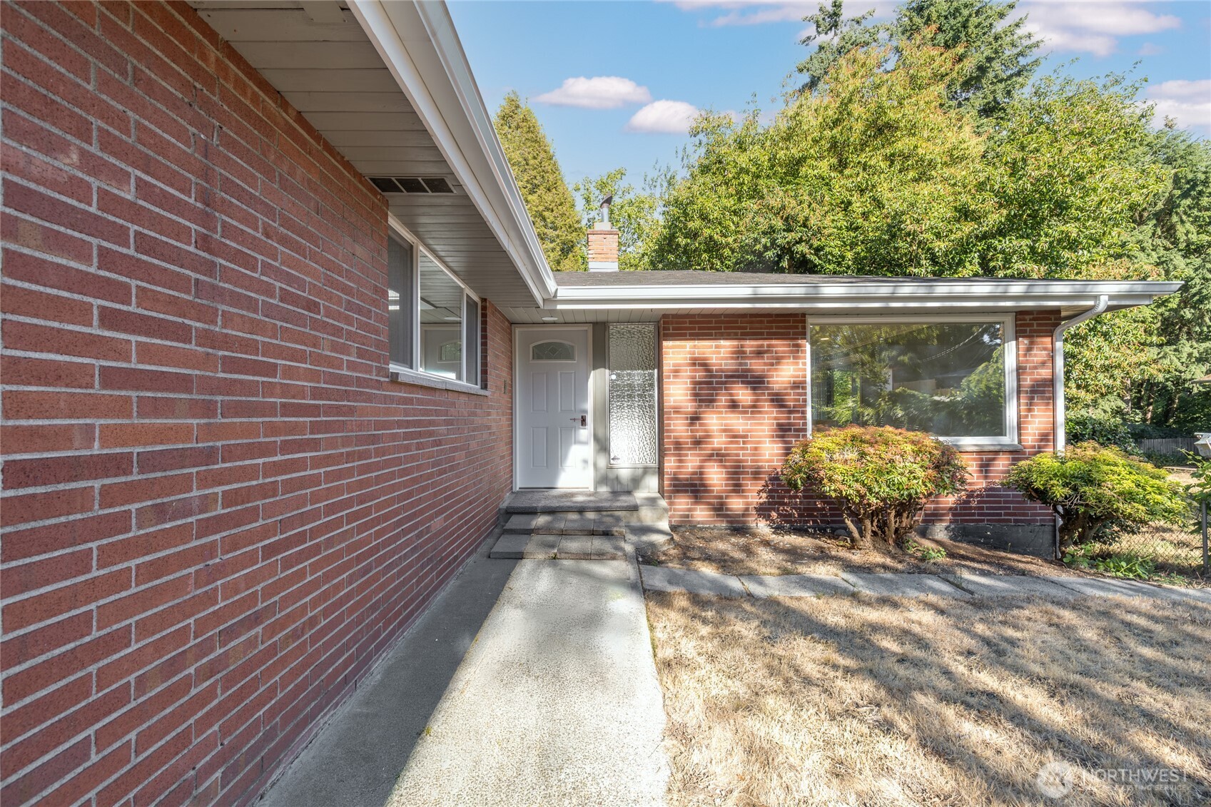 22212 105th Avenue Property Photo 4