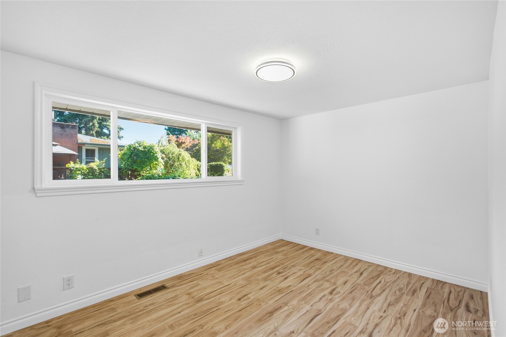 22212 105th Avenue Property Photo 24