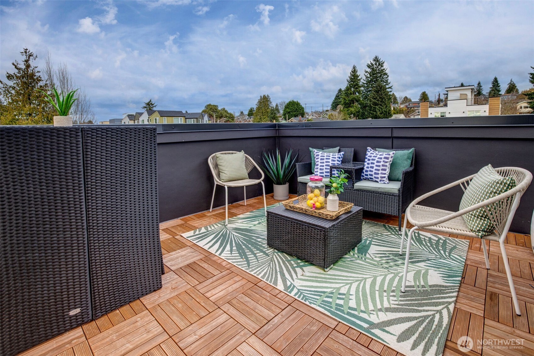 6400 Fauntleroy Way Property Photo 25