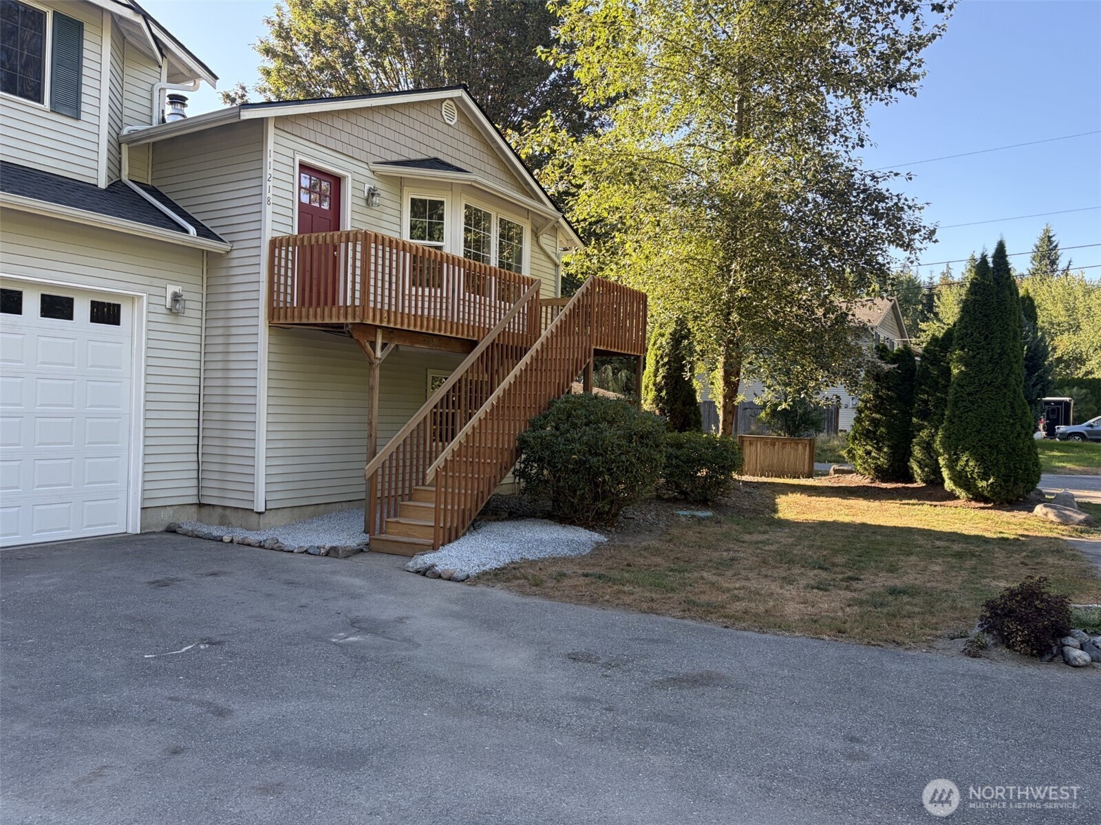 11218 192nd Drive Property Photo 3