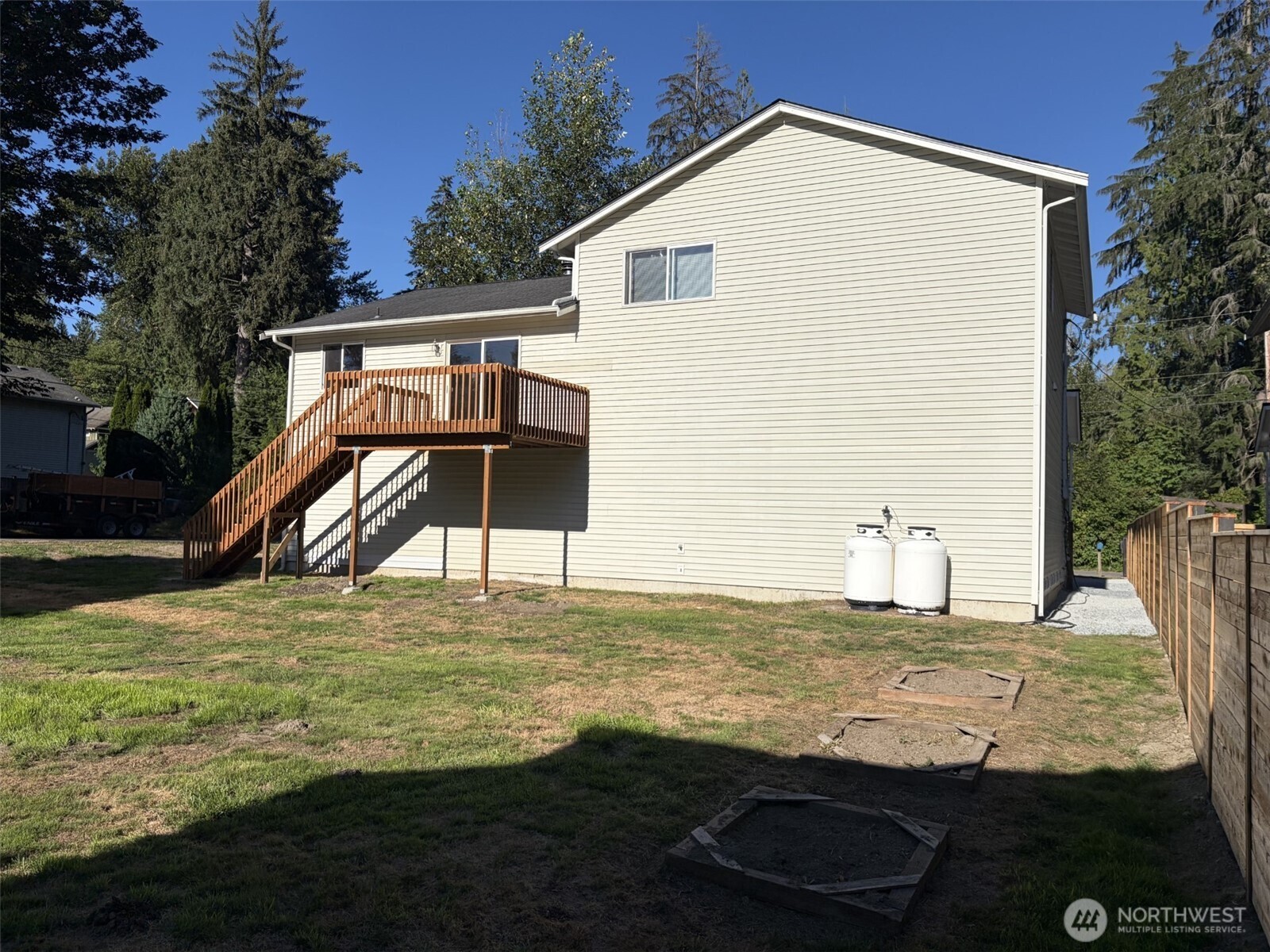 11218 192nd Drive Property Photo 5
