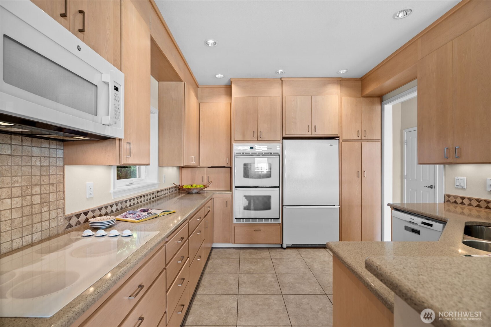 13591 E State Route 106 Property Photo 11